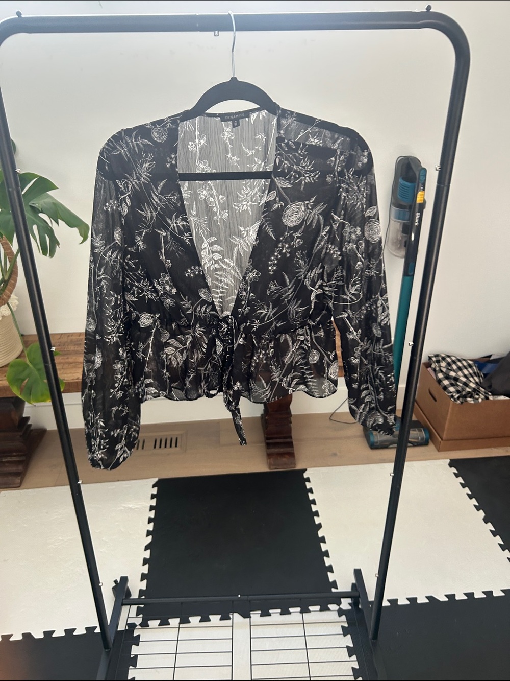 Dynamite Black Floral Tie-Front Blouse